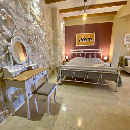 Panoraias Luxury Suite 키파리씨아 외부 사진